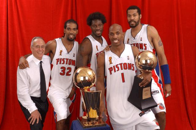 挡拆后接球 挡拆后接球