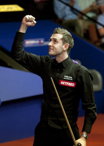 边路拉伸 边路拉伸